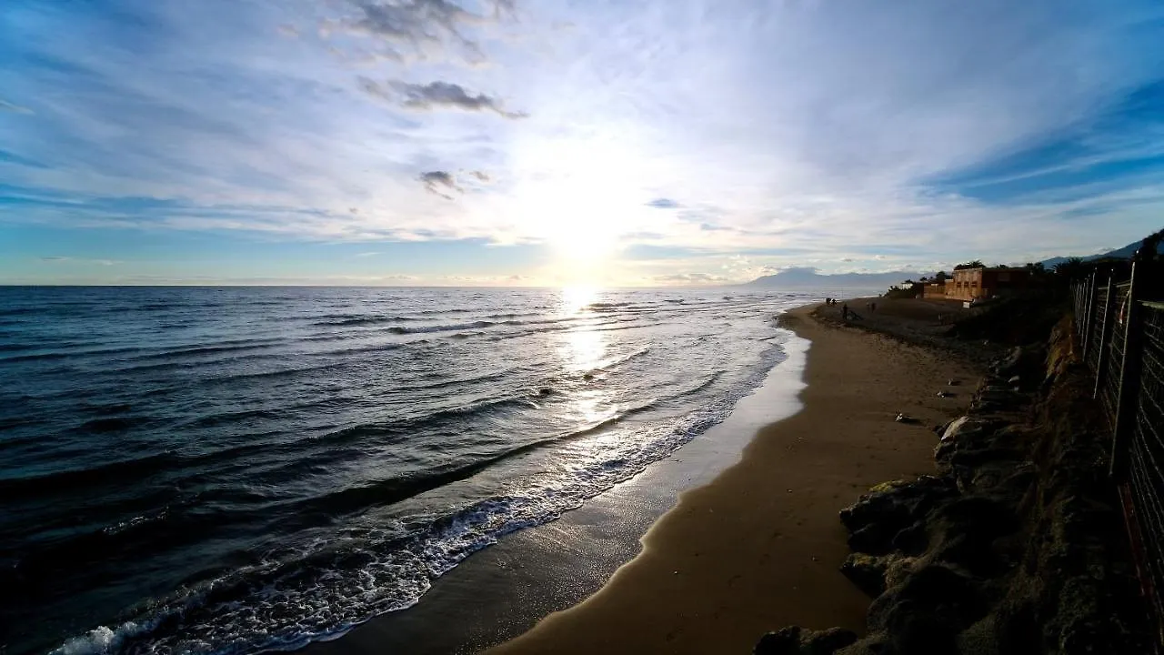 Marbella Beach Resort At Club Playa Real