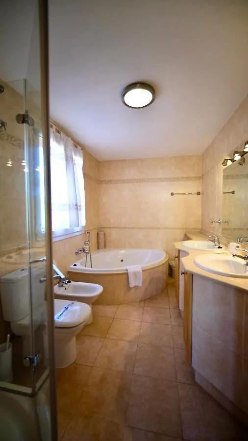 Marbella Beach Resort At Club Playa Real Apartament