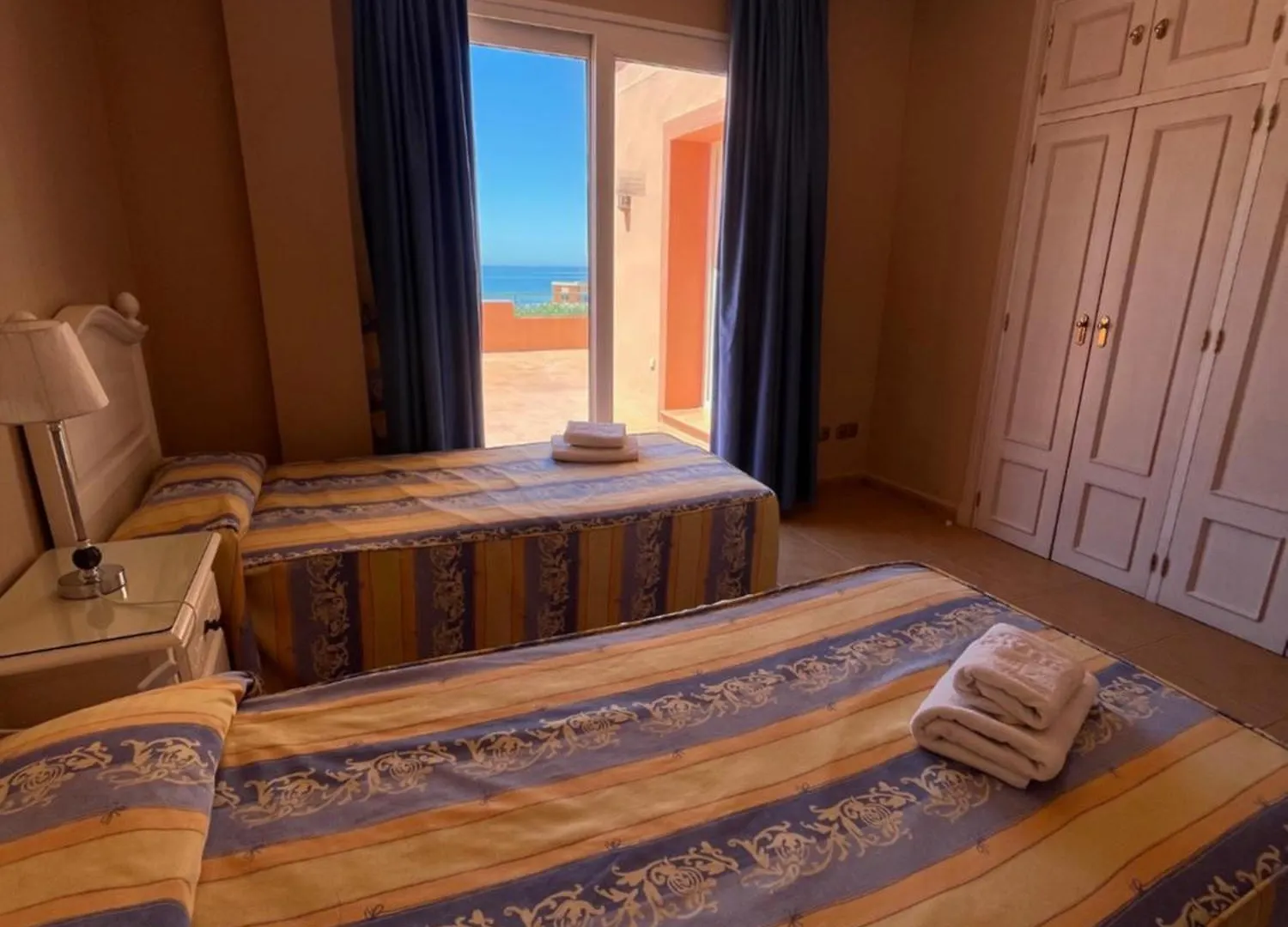 Marbella Beach Resort At Club Playa Real Apartament