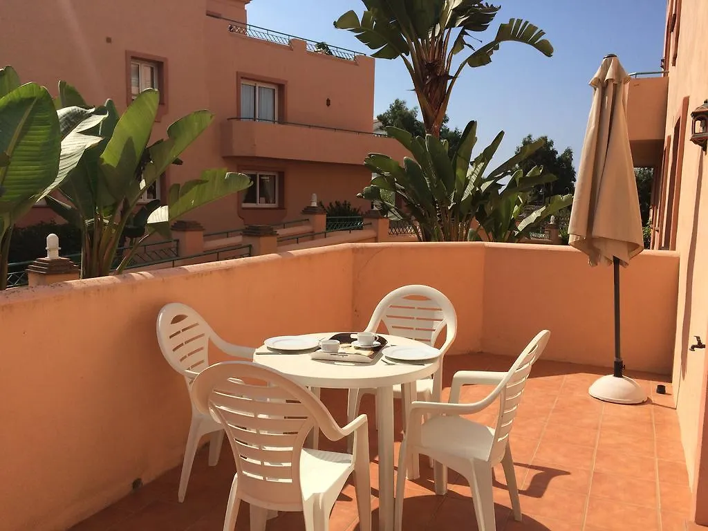 Marbella Beach Resort At Club Playa Real ספרד